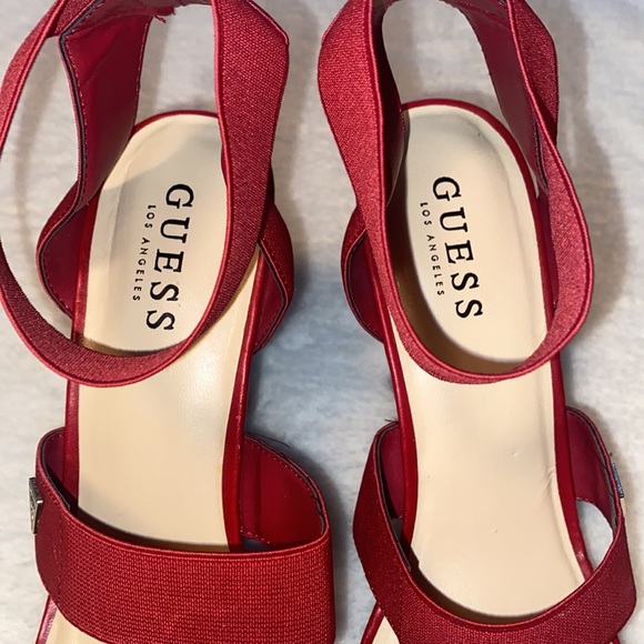 Sexy Red Guess shoes - Picture 4 of 4